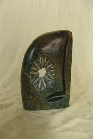 beeld open eyed - kunst beeldje met groot oog