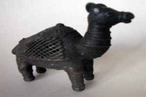 beeld lama - gegoten metaal 11,5 cm lang